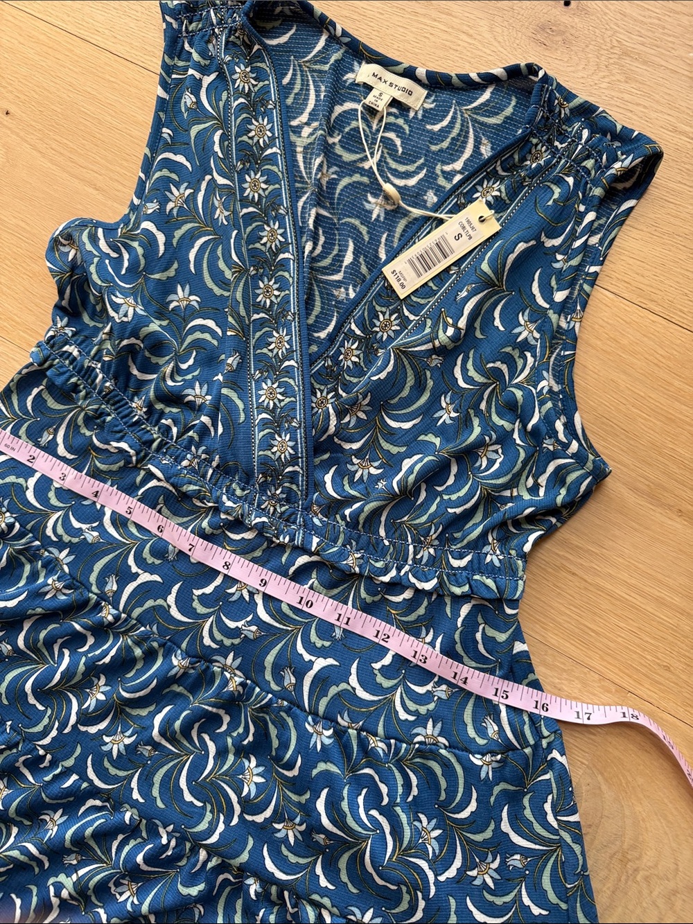 NWT Max Studio Tiered V-Neck Dress - Picture 6 of 11